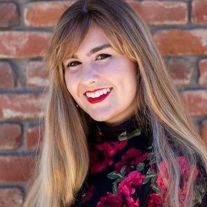 Meet your Posher, Hannah